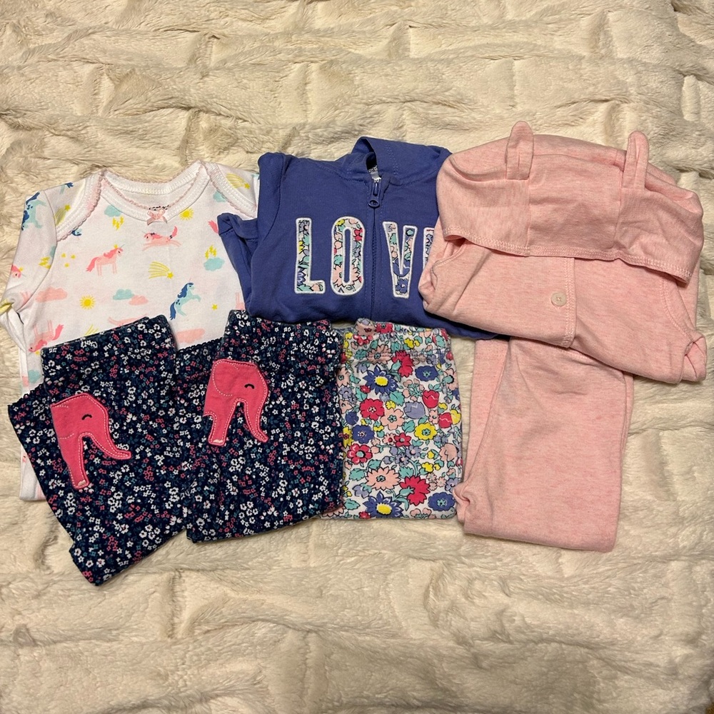 Lot of Carter's Clothes for Baby - Size 3M